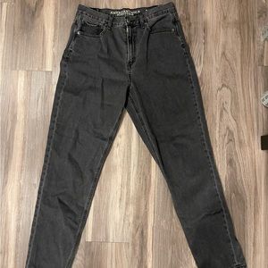 Black American Eagle Mom Jeans